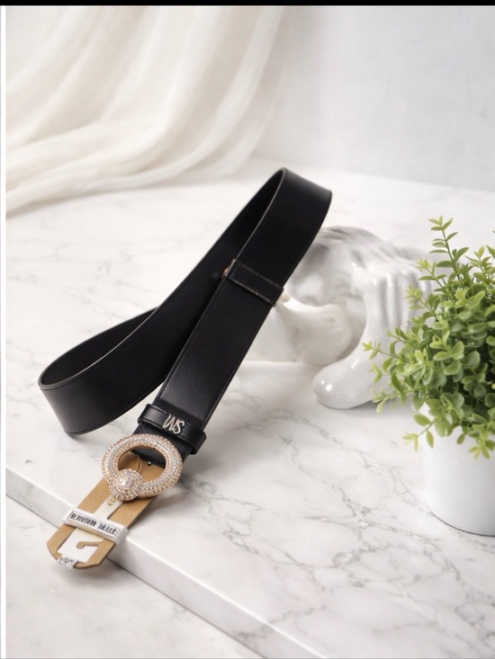 Steve Madden Accessories - Steve Madden Women's Rhinestone Circle Buckle Elastic Waist Belt Black/Gold, NWT